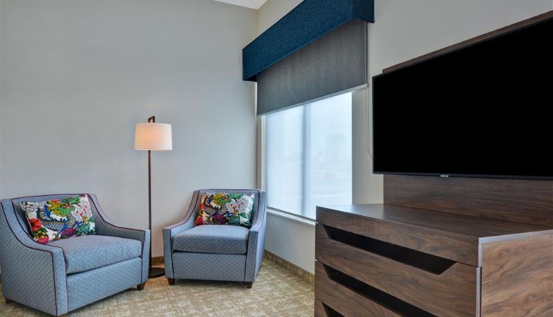 Pokój - Hampton Inn & Suites Nashville Downtown Capitol View