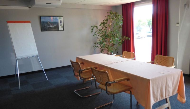 Meeting room - Brit Hotel Confort Villefranche-de-Rouergue