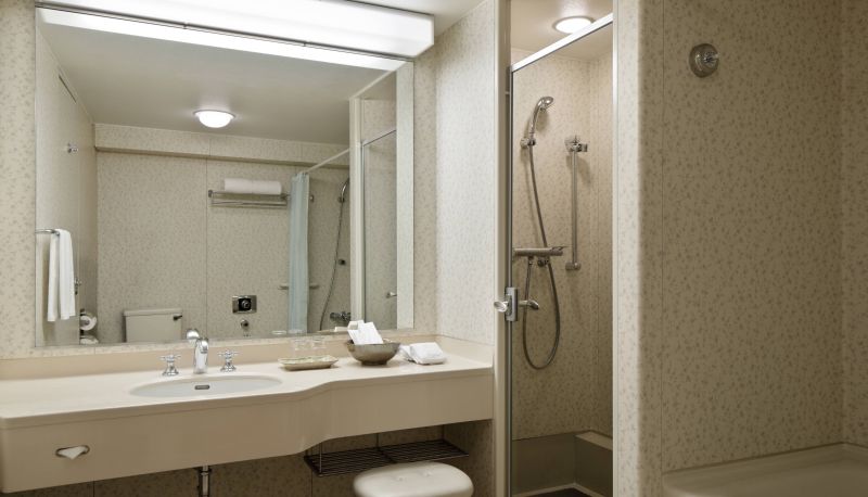 Kamer - The Prince Kyoto Takaragaike Autograph Collection