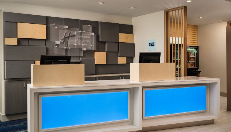 Info - Holiday Inn Express & Suites LOCKPORT by IHG