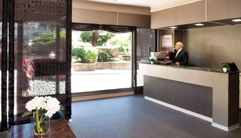 Salon - Hotel Universal
