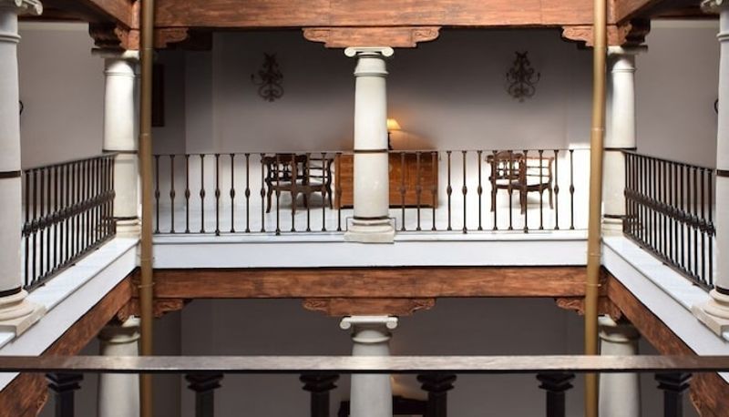 Información - Hotel María de Molina