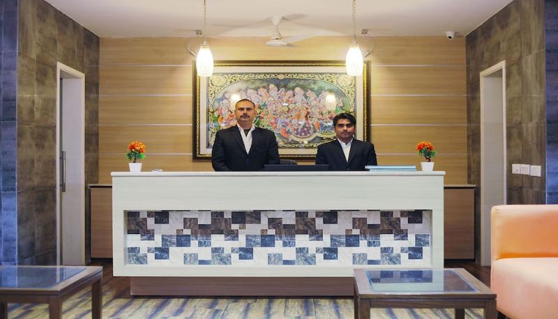 Rezeption - Hotel Santosh Dham