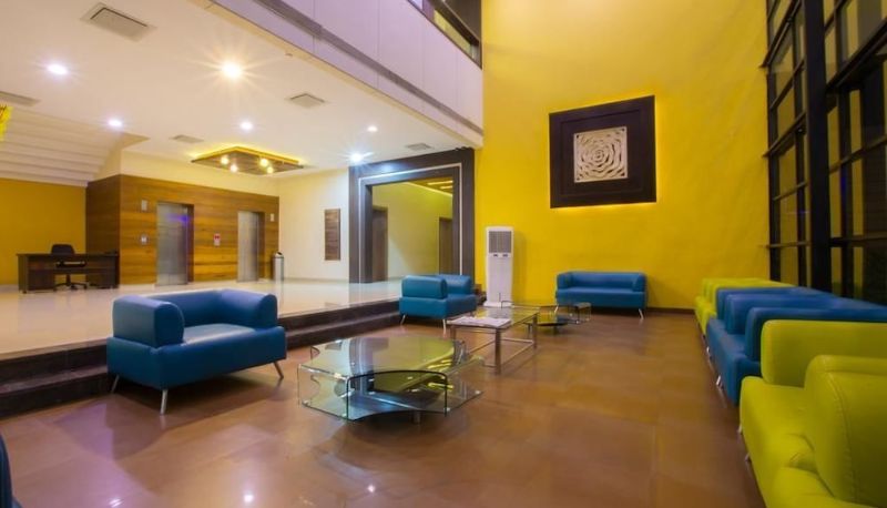 Frühstücksraum - Hotel Waterlily Indore