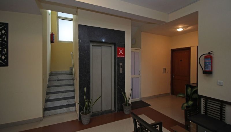 Hall - OYO 6608 Sector 56