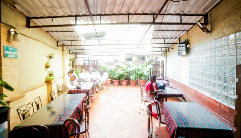 Bahçe - Hotel Lucky Bandra