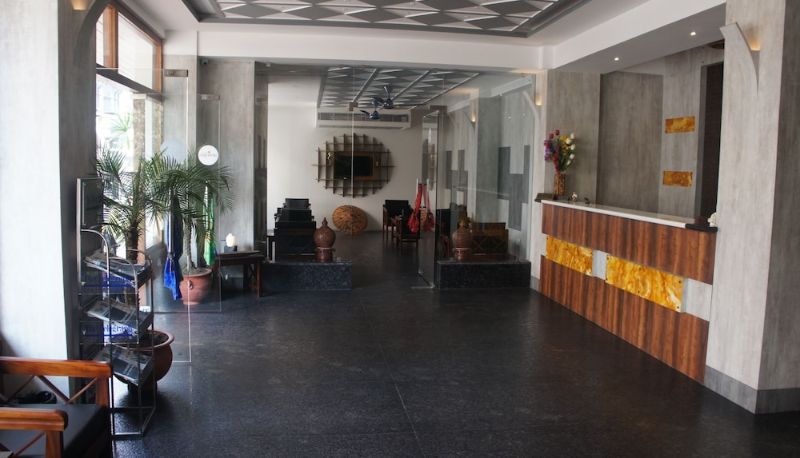 Hall - The Loft Hotel