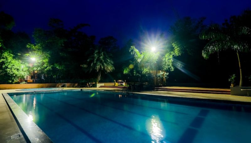 Piscina - Jharna Resort
