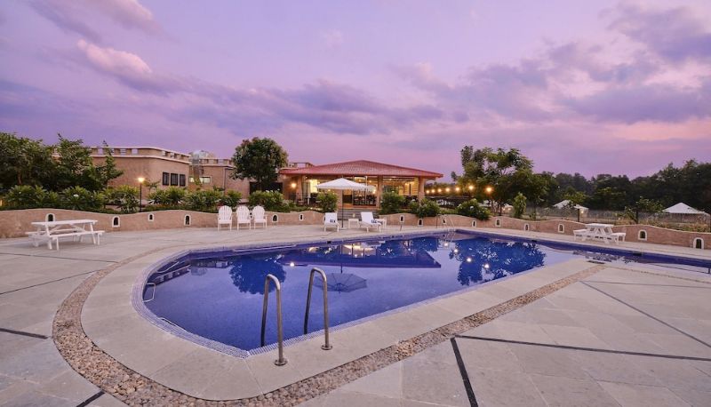 Piscina - Sterling Kanha