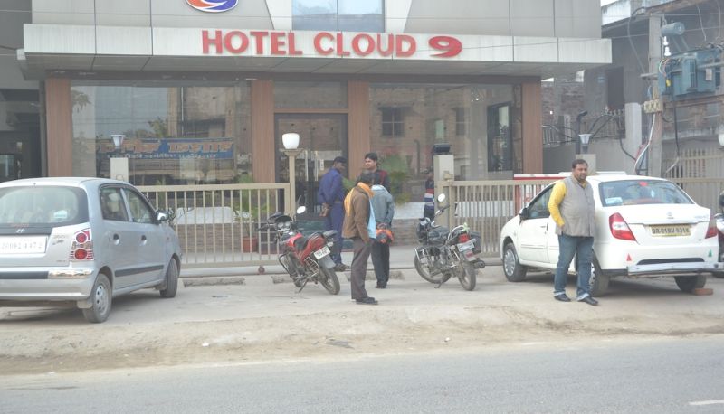 Info - Hotel cloud 9