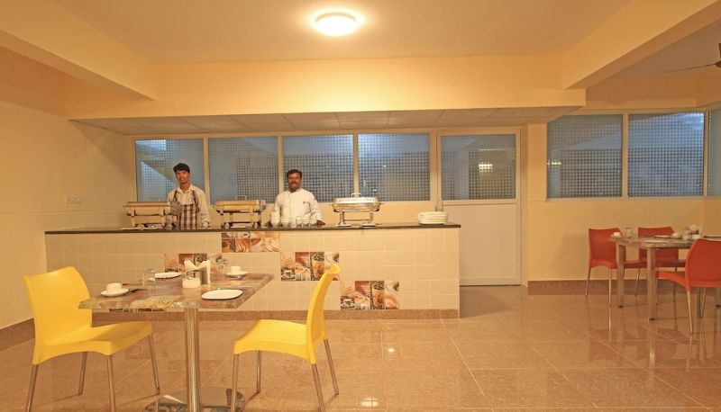 Restaurant - Arra Grande Suites Bangalore Airport Hotel