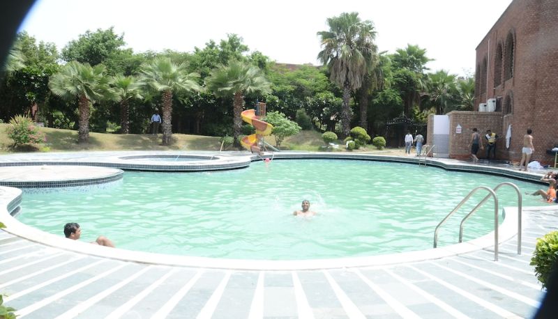 Pool - Magsons Resorts