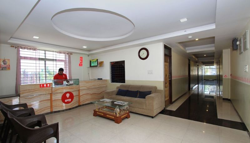 Recepcja - OYO 6787 Sri Sai Residency