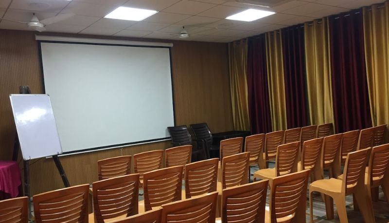 Sala de reuniones - Hotel Krishna