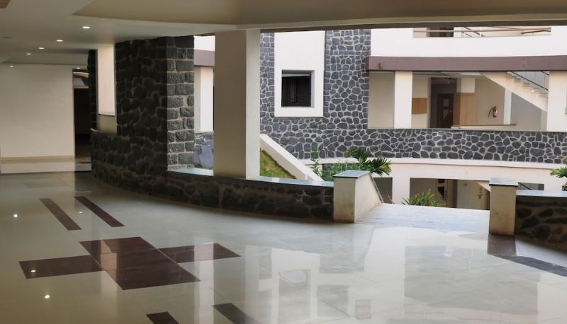 Info - Pace Hotel