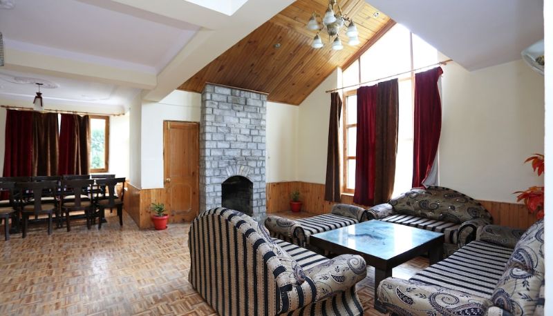 Sala - OYO 7008 Astha Cottage