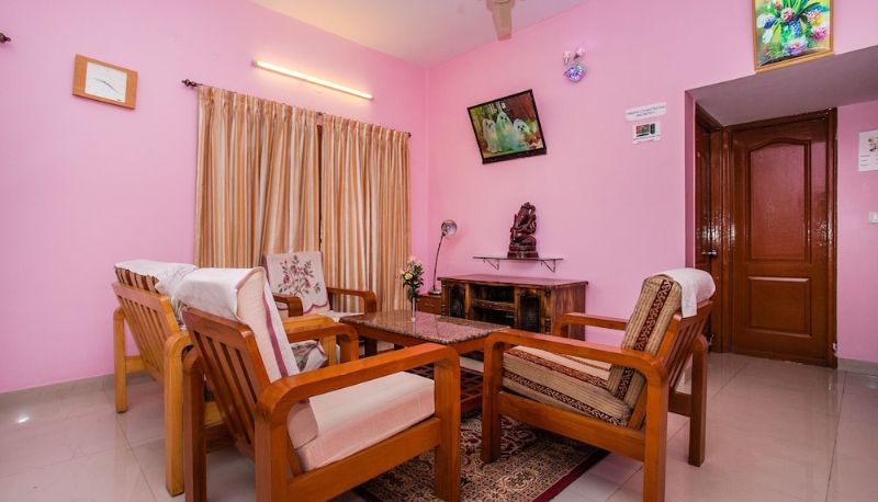 Hall - OYO 894 Apartment Hotel 510 Chetana