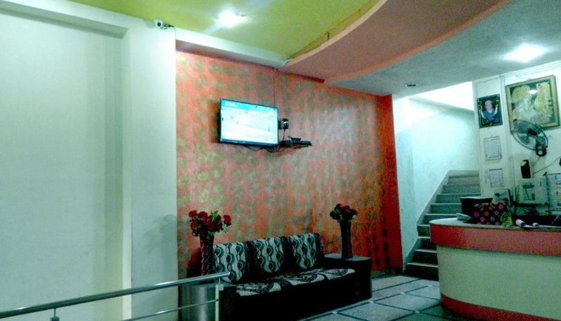 Reception - Hotel Mid Town