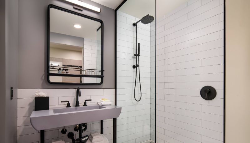 Room - Moxy Portland Downtown