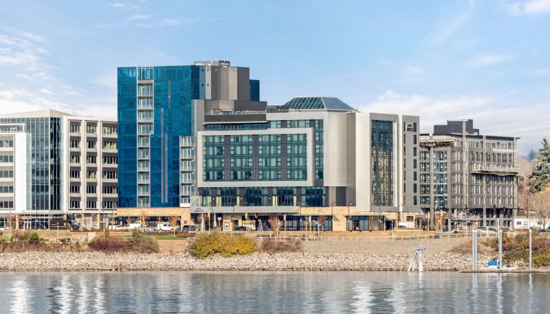 Info - Hotel Indigo VANCOUVER WATERFRONT–PORTLAND by IHG