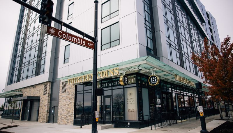 Restaurant - Hotel Indigo VANCOUVER WATERFRONT–PORTLAND by IHG