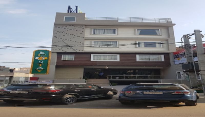 Info - Kingsway Hotel