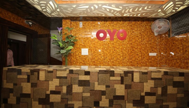 Reception - OYO 29245 Hotel E Square