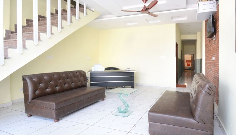 Hall - OYO 22993 Hotel Ozas Grand