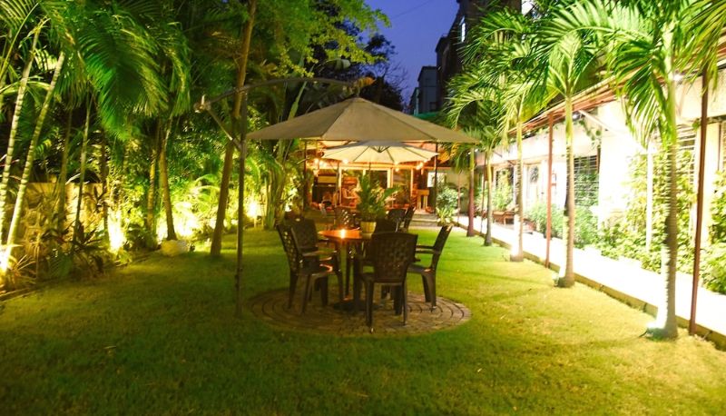 Garten - Royal Palms
