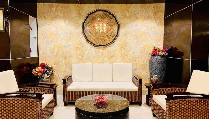 Hall - Hotel KRC Palace