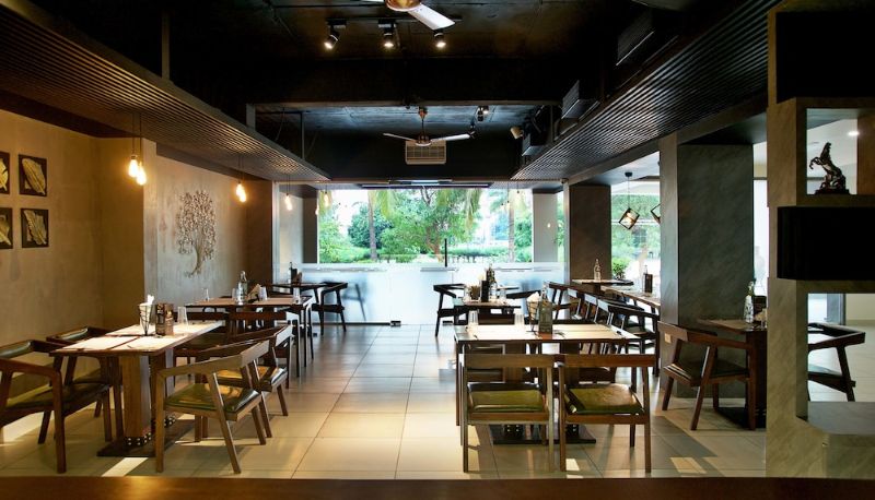 Restaurant - Purple Cloud Hotel
