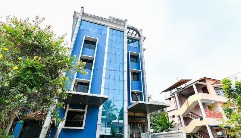 Hotel outdoor area - Tri Star Residency Ernakulam