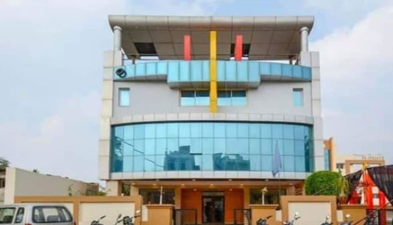 Info - Hotel Raj Palace