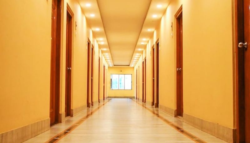 Hall - Hotel Nakshatra