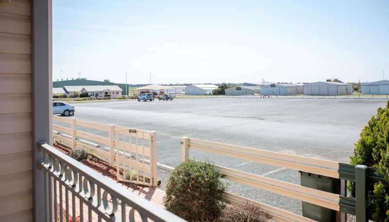 Info - SkyLodge Temora
