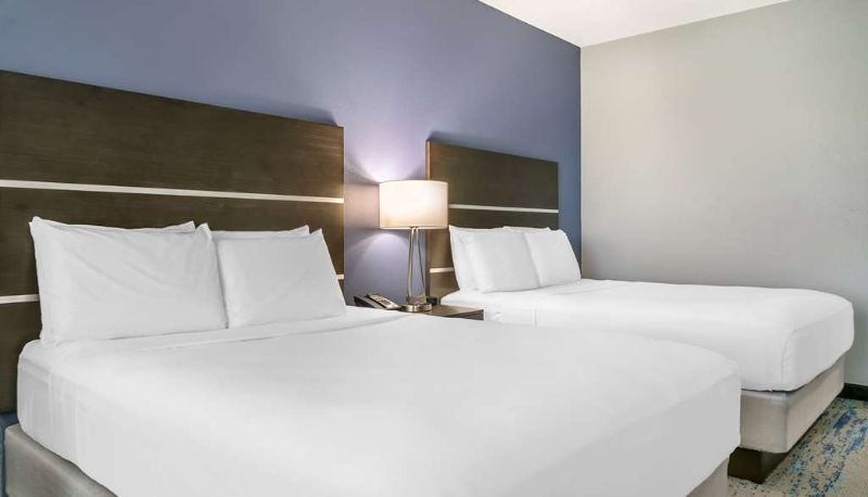 Camera - Comfort Inn & Suites Adrian