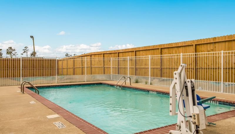 Piscine - Red Roof Inn & Suites Lake Charles