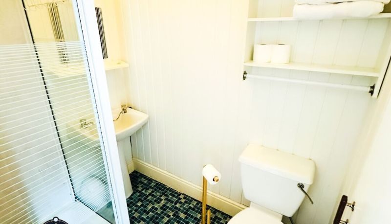 Suite - Sandhurst Hotel