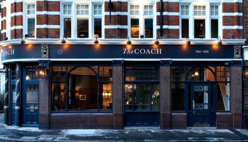 Zona exterior del hotel - The Coach