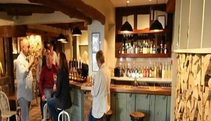 Apartament - The Fox & Hounds