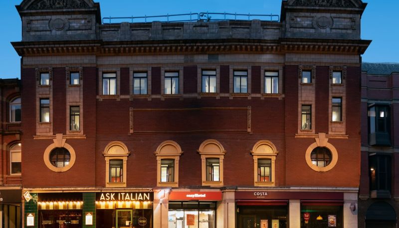 インフォメーションセンター - easyHotel Leeds