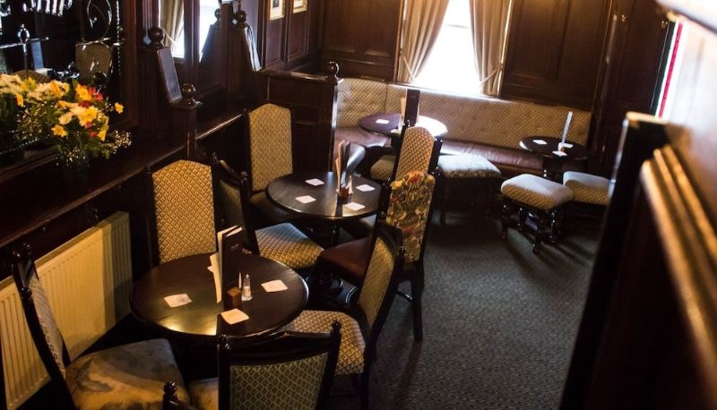 Restaurante - The Ship