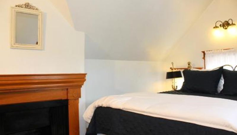 インフォメーションセンター - Pacific Grove Inn