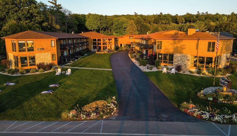 Info - Pine Grove Resort