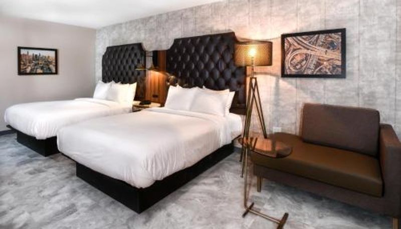 Suite - Hollywood Inn Suites Hotel