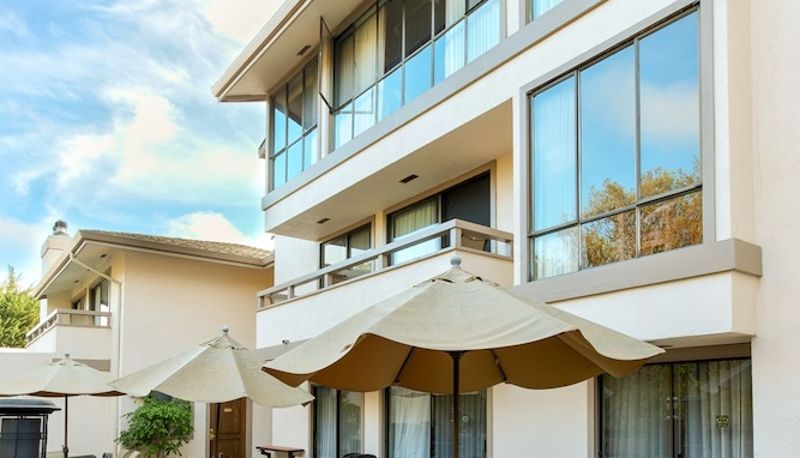 Terrasse - Colton Inn