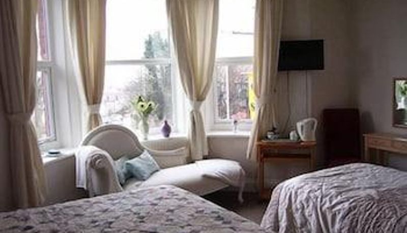 Standard room - Greenbank Guest House