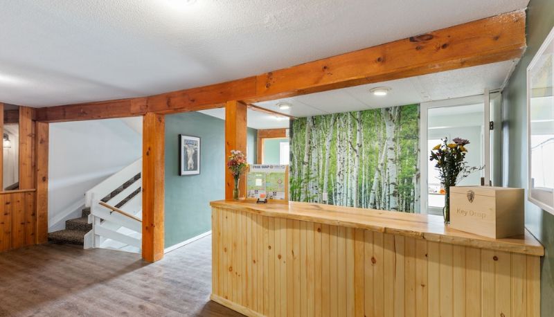 Hall - The Lodge at Mount Snow
