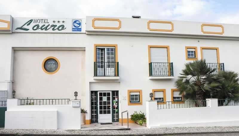 Bilgi - Hotel Louro