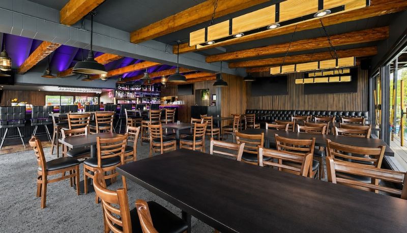 Bar - Anchor Lodge